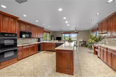 14560 Viewcrest, Riverside, CA 92504 - Photo 37