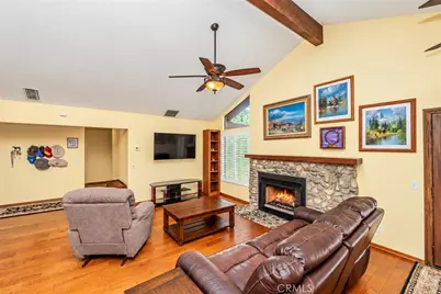 11030 Hickory Avenue, Hesperia, CA 92345 - Photo 7