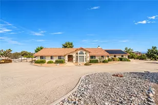 150 Smoke Tree Rd, Pinon Hills, CA 92372 - Photo 1