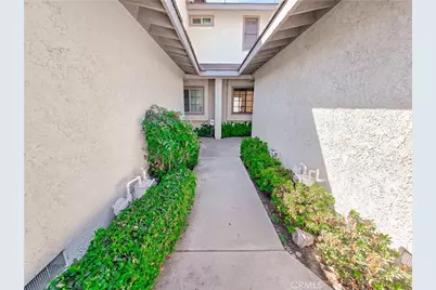 1992 E Cienega Avenue #D, Covina, CA 91724 - Photo 3