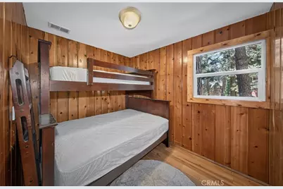 27917 Squirrel Lane, Lake Arrowhead, CA 92352 - Photo 13