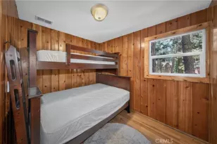 27917 Squirrel Ln, Lake Arrowhead, CA 92352 - Photo 13