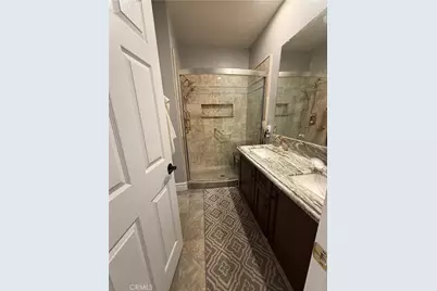 18268 Hollowtree Lane, Riverside, CA 92504 - Photo 23