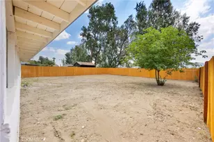 17379 Holly Dr, Fontana, CA 92335 - Photo 37