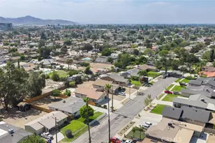 17379 Holly Dr, Fontana, CA 92335 - Photo 47