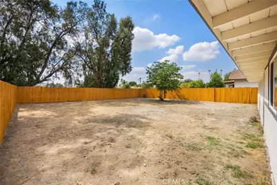 17379 Holly Drive, Fontana, CA 92335 - Photo 33