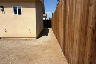 5875 5877 Challen Ave, Riverside, CA 92503 - Photo 21