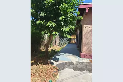 928 & 926 S Hope Avenue, Ontario, CA 91761 - Photo 47