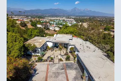 950 Hillcrest, Pomona, CA 91768 - Photo 45