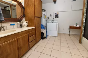 19765 Rox, Apple Valley, CA 92308 - Photo 7