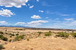 19765 Rox, Apple Valley, CA 92308 - Photo 13