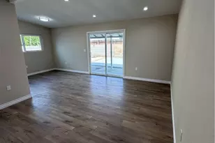 364 W Rosewood St, Rialto, CA 92376 - Photo 5