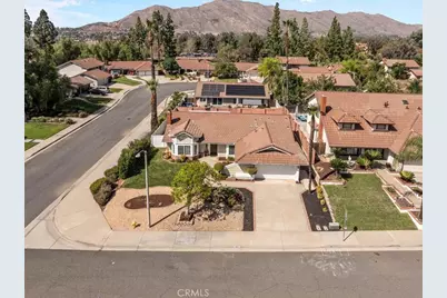 10957 Noblewood, Moreno Valley, CA 92557 - Photo 5