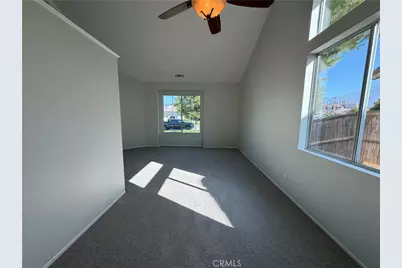 33825 Glenoaks, Yucaipa, CA 92399 - Photo 3