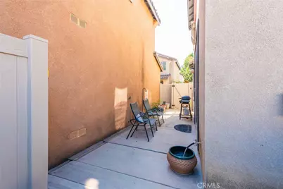 4456 Leonard Court, Riverside, CA 92501 - Photo 7