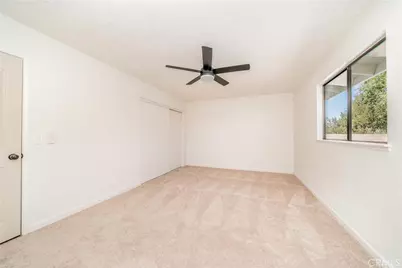 9221 Jacaranda, Hesperia, CA 92345 - Photo 19