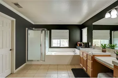 17467 Sandlewood Drive, Riverside, CA 92503 - Photo 47