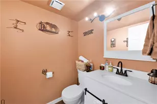39040 Via Las Quintas, Murrieta, CA 92562 - Photo 27
