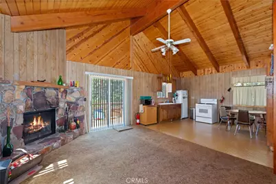 33616 Holcomb Creek, Green Valley Lake, CA 92341 - Photo 11