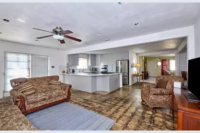 9195 Alder, Fontana, CA 92335 - Photo 11