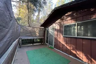 22903 Waters Dr, Crestline, CA 92325 - Photo 11