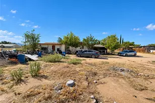15116 Palm, Hesperia, CA 92345 - Photo 3