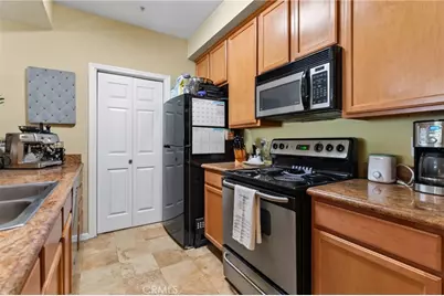 375 Central #8, Riverside, CA 92507 - Photo 7
