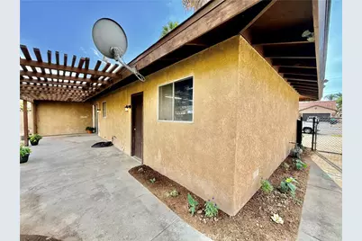 542 N Girard, Hemet, CA 92544 - Photo 21
