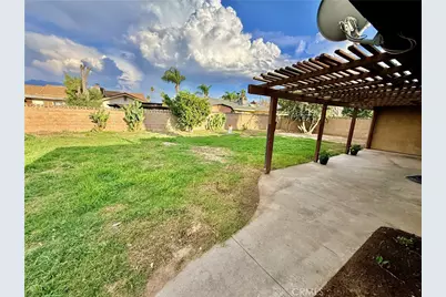 542 N Girard, Hemet, CA 92544 - Photo 19