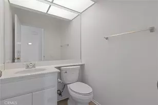 15361 Hunsaker Ave, Paramount, CA 90723 - Photo 17