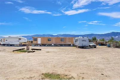 32485 Wren, Lucerne Valley, CA 92356 - Photo 39