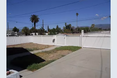 635 W 8th, San Bernardino, CA 92410 - Photo 7