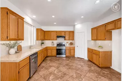 15153 Spinnaker, Lake Elsinore, CA 92530 - Photo 9