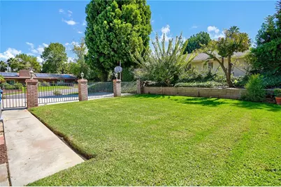 1230 Via Vallarta, Riverside, CA 92506 - Photo 47