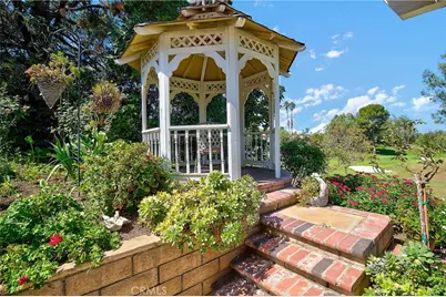 1230 Via Vallarta, Riverside, CA 92506 - Photo 43