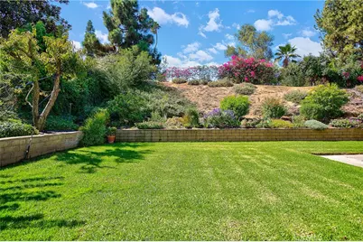 1230 Via Vallarta, Riverside, CA 92506 - Photo 49