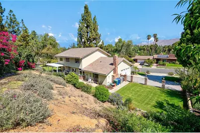 1230 Via Vallarta, Riverside, CA 92506 - Photo 51