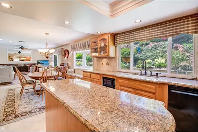 1230 Via Vallarta, Riverside, CA 92506 - Photo 15