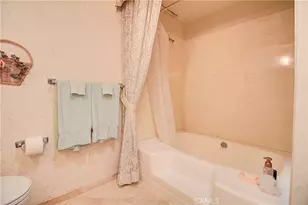 1230 Via Vallarta, Riverside, CA 92506 - Photo 37
