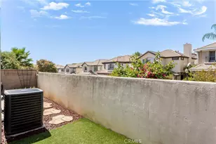 7680 Calle Hacienda, Highland, CA 92346 - Photo 27