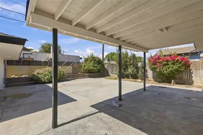 421 Brookhaven Dr, Bakersfield, CA 93304 - Photo 41