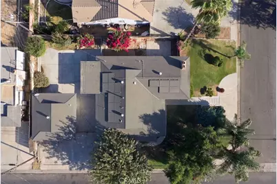 421 Brookhaven Dr, Bakersfield, CA 93304 - Photo 47