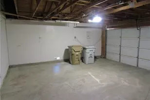 9282 Hickory, Hesperia, CA 92345 - Photo 17