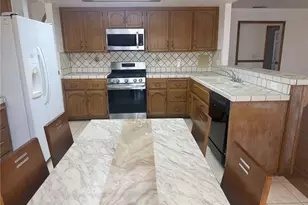 27921 Evergreen Ln, Helendale, CA 92342 - Photo 7