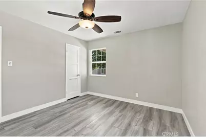 6815 Barcelona, Riverside, CA 92504 - Photo 17