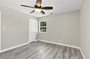 6815 Barcelona, Riverside, CA 92504 - Photo 17