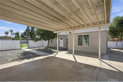 6815 Barcelona, Riverside, CA 92504 - Photo 39