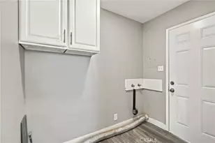 6815 Barcelona, Riverside, CA 92504 - Photo 23