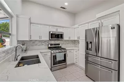 569 Award Drive, Colton, CA 92324 - Photo 13