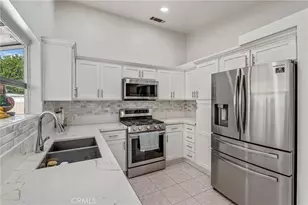 569 Award Dr, Colton, CA 92324 - Photo 13